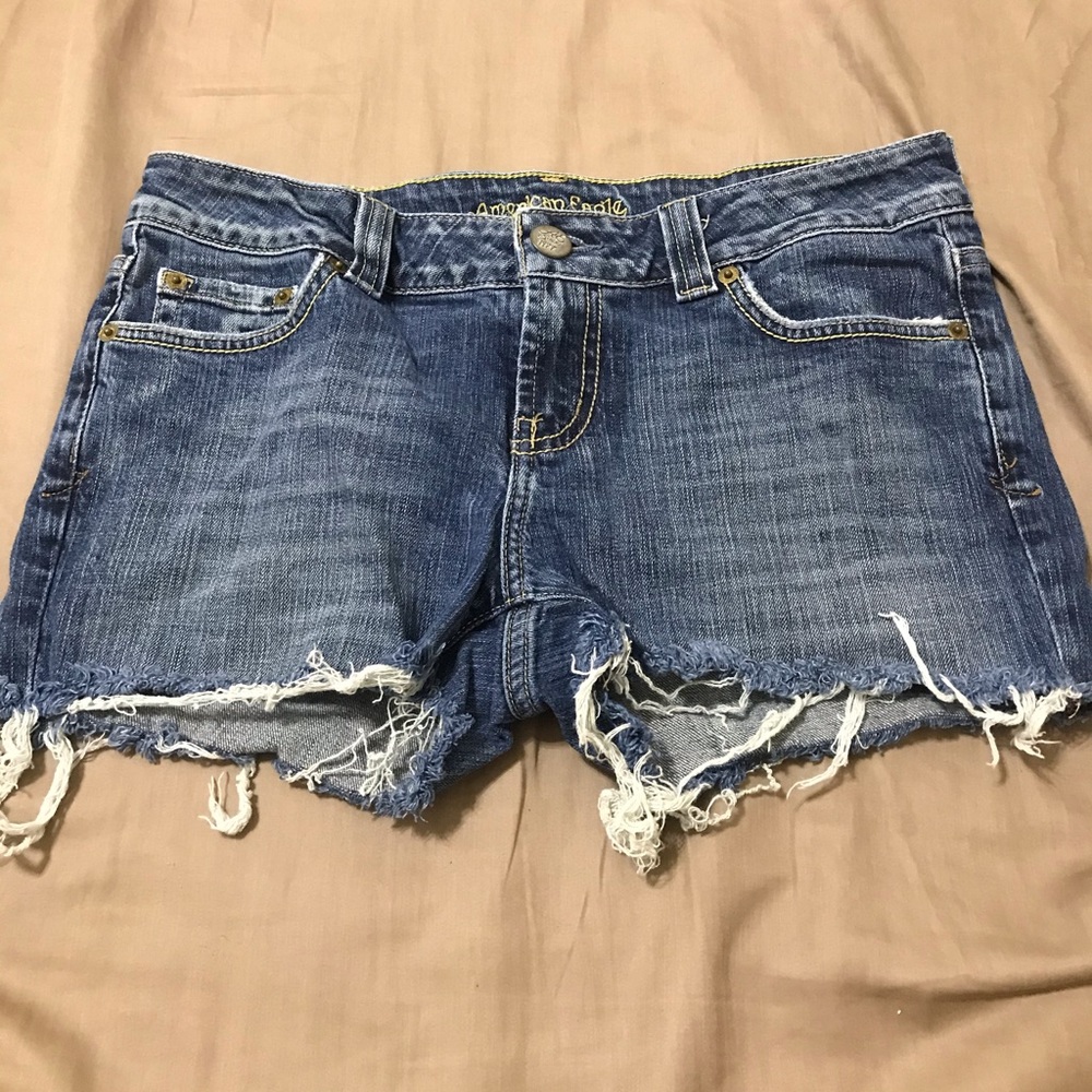 American eagle shorts, size 8